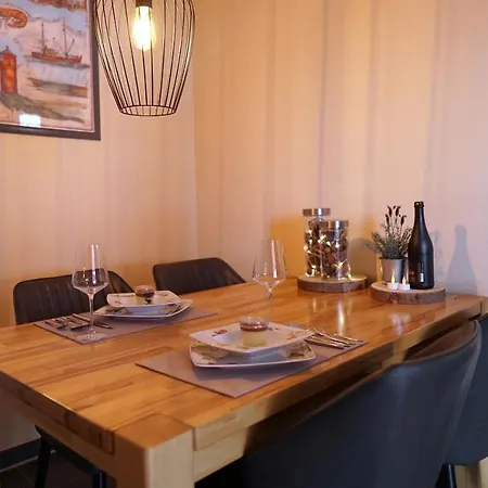 Diekhus Apartamento *